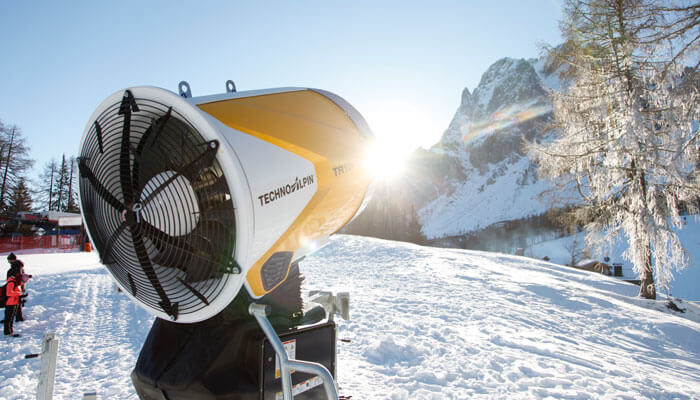 A TechnoAlpin, fabricante do sistema de criação de neve, fornece suporte remoto com o TeamViewer para garantir a diversão no inverno.